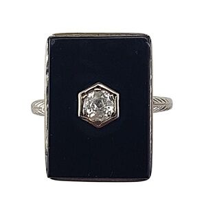 9 - 10 Karat White Gold Onyx and Diamond Ring Size 7.25 #21438